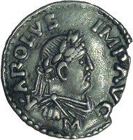 Монета имп. Карла Великого. 804–814 гг. (Кабинет медалей Национальной б-ки Франции в Париже)