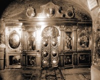 Иконостас ц. Благовещения в Дальних пещерах. Фотография. XIX в.