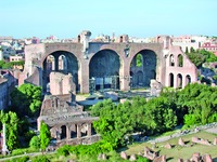 Базилика Максенция и Константина на Римском форуме. IV в.