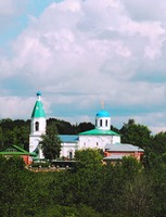 Возмицкий в честь Рождества Пресв. Богородицы мон-рь. Фотография. 2004 г.