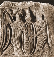 Вознесение души Богоматери. Рельеф капители столбика каменного креста из Брдадзори. Кон. VI в. (ГМИГ)
