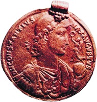 Имп. Констанций II. Медальон IV в.