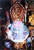 Рукоположение Патриарха и Католикоса всех армян Гарегина II. Лицо рукоположенного покрыто тканью, символизирующей его непорочность