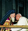 Иоанн Павел II, папа Римский, и Патриарх К-польский Варфоломей. Фотография. 2004 г.