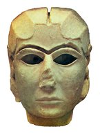 Голова богини. Скульптура из Урука. Кон. IV – нач. III тыс. до Р. Х. (Национальный музей Ирака, Багдад)