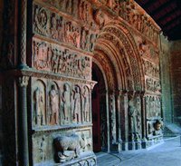 Зап. портал церкви мон-ря Санта-Мария в Риполе. 1169 г.