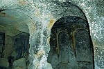 Интерьер скальной ц. мц. Кандиды близ Бари. VIII–XII вв.