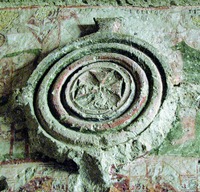 Рельефный медальон в ц. св. Феодора (Панджарлык-килисе). Кон. V — нач. VI в.