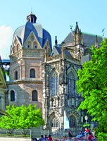 Дворцовая капелла в Ахене. Освящена в 805 г.