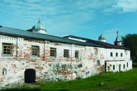 Келейный корпус на хозяйственных погребах. 1691 г. Фотография. 2013 г.