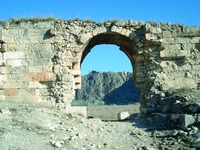 Зап. ворота крепости Аназарв
