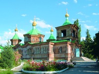 Церковь Св. Троицы в Караколе. 1890–1895 гг. Фотография. 2010 г.