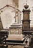 Могила И. В. Киреевского у алтарной стены Введенского собора Оптиной пуст. Фотография. Кон. XIX в.