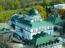 Вознесенский собор (1916) и Михайловская церковь (1849) в Вознесенском Жабском мон-ре. Фотография. 2013 г.