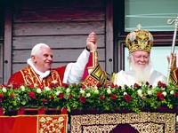 Папа Бенедикт XVI и Патриарх Варфоломей на Фанаре. 30 нояб. 2006 г. Фотография