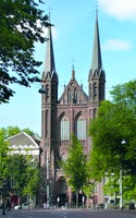 Церковь св. Франциска Ксаверия в Амстердаме. 1883 г. Архит. А. Тепе