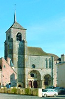 Церковь Сен-Лазар в Аваллоне, Франция. 2-я пол. XII в.— 1670 г.