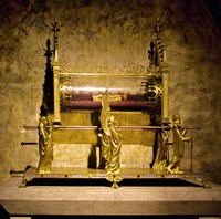Мощевик в ц. равноап. Марии Магдалины аббатства в Везле (Бургундия)