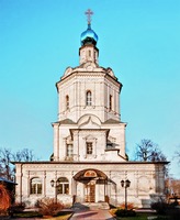 Успенская церковь в усадьбе Таболово. 1705–1721 гг. Фотография. 2016 г.