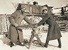 Николай II с сыном Алексием. Фотография. Тобольск. Зима 1917/18 г.