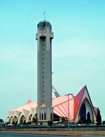 Национальный христианский центр в Абудже. 2005 г.