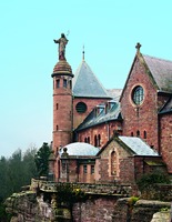 Часовня св. Одилии в мон-ре Гогенбург в Эльзасе. Фото: Berthold Werner. 2009 г.