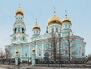 Казанский собор в Сызрани. 1864–1872 гг. Архит. А. А. Тамаринский. Фотография. 2016 г. Фото: А. В. Слёзкин