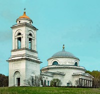 Троицкая ц. в с. Бобылёвка Романовского р-на. 1831–1836 гг. Архит. Д. Жилярди. Фотография. 2016 г. Фото: А. В. Слезкин