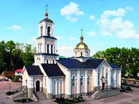 Кафедральный собор в честь Успения Пресв. Богородицы в г. Салават. 1990–2002 г. Фотография. 10-е гг. XXI в.
