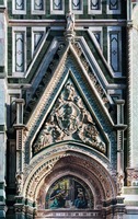 Порта-делла-Мандорла с мозаикой «Благовещение» в тимпане. 1489–1490 гг. Фото: В. Е. Сусленков