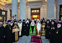 Патриарх Московский и всея Руси Кирилл и Патриарх Румынский Даниил во время визита предстоятеля Русской Православной Церкви в Бухарест. Фотография. 26 октября 2017 г. Фото: О. Варов / Patriarhia.ru