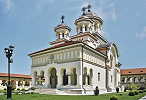 Собор «Коронации» (кафедральный собор) в Алба-Юлии. 1921–1922 гг. Фотография. 2013 г. Фото: Danielusz / Wikimedia Commons