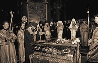 Богослужение в Казанском соборе Ленинграда по случаю перенесения мощей прп. Серафима Саровского. Фотография. 11 янв. 1991 г.