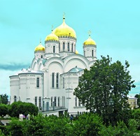 Преображенский собор. 1907–1916 гг. Архит. А. И. Румянцев по проекту А. Е. Антонова. Фотография. 2017 г. Фото: Я. Э. Зеленина