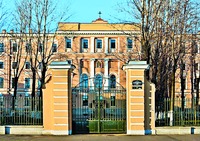 Здание С.-Петербургской Духовной Академии. 1838–1841, 1886–1887 гг. Архитекторы А. Ф. Щедрин, Н. Н. Марков. Фотография. 2014 г.