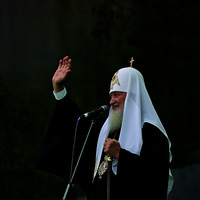 Слово Патриарха Московского и всея Руси Кирилла после освящения памятника равноап. кн. Владимиру в Смоленске. Фотография. 2015 г. Фото: forum.optina.ru