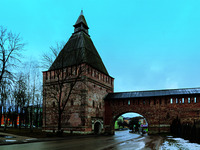 Никольская надвратная башня Смоленской крепости. 1595–1602 гг. Зодчий Федор Конь. Фотография. 2020 г. Фото: А. В. Слезкин