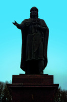 Памятник равноап. кн. Владимиру в Смоленске. 2015 г. Скульптор В. С. Гращенков. Фото: patriarchia.ru