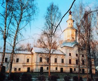 Церковь в честь Сретения Господня Спасо-Преображенского мон-ря. XVIII в. Фотография. 2003 г.