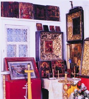 Интерьер старообрядческой церкви в г. Ветка. Фотография. 2002 г.