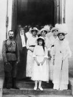 Посещение августейшей семьей раненых в Солдатенковской больнице. Москва, 1914 г. (ГАРФ)