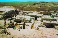Раскопки на территории Гезера (под рук. У. Дж. Девера)