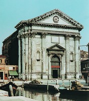 Церковь Сан-Барнаба. Вид с зап. стороны. Архит. Л. Боскетти. Фотография. Кон. ХХ в.
